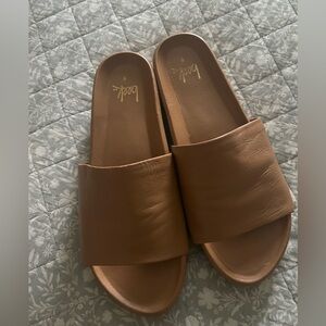 Beek slide women leather